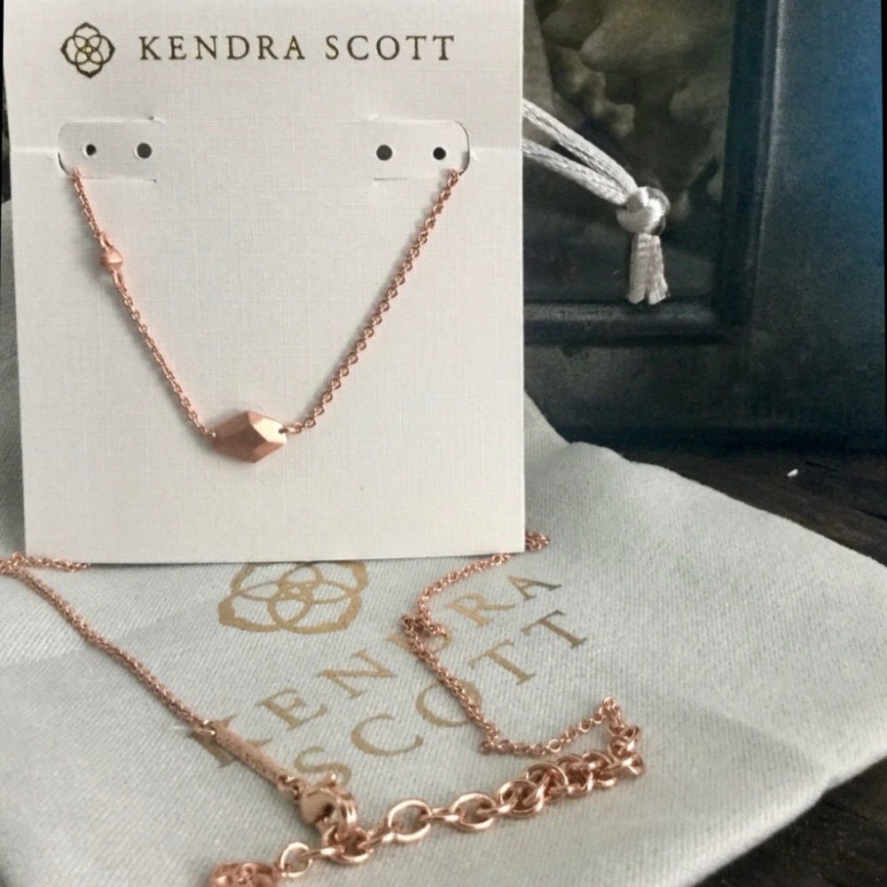 NEW KENDRA SCOTT LAUREEN ROSE GOLD NECKLACE❤️FINAL $